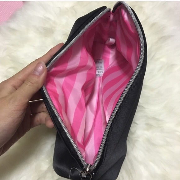 Victoria’s Secret Makeup Bag NY13 - Picture 5 of 8